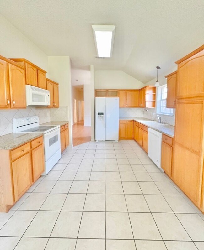 Building Photo - AVAILABLE MID JULY!!  4Bd/2 Ba in Harker Heights, TX!