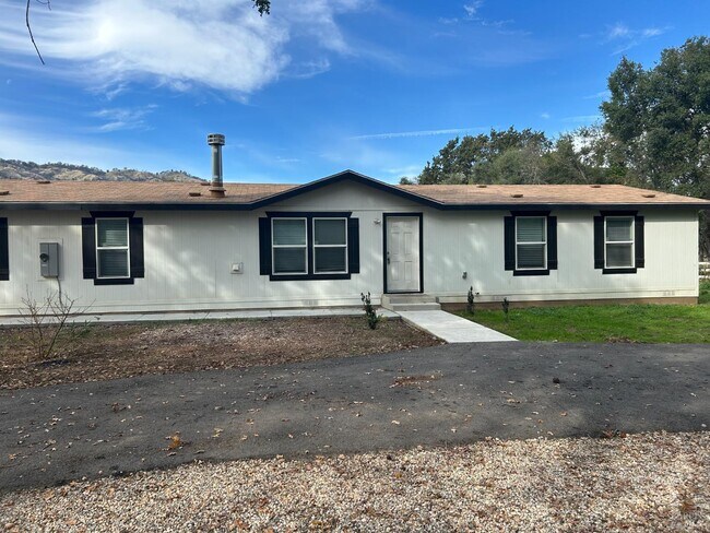 Building Photo - 6297 Pleasants Valley Rd