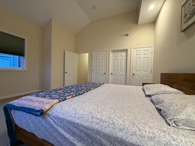 Building Photo - 32 John Hancock Dr