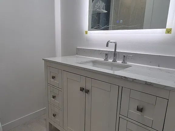 Building Photo - NO MIN CREDIT SCORE REQUIRED, BK OKAY, PAST EVICTION OKAY!, BACKGROUND FRIENDLY. Apply at "The Re...