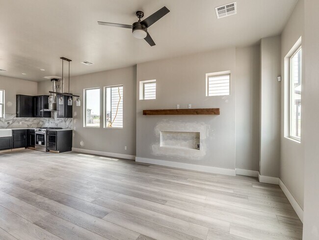 Building Photo - Beautiful New Construction Home in Edmond/...