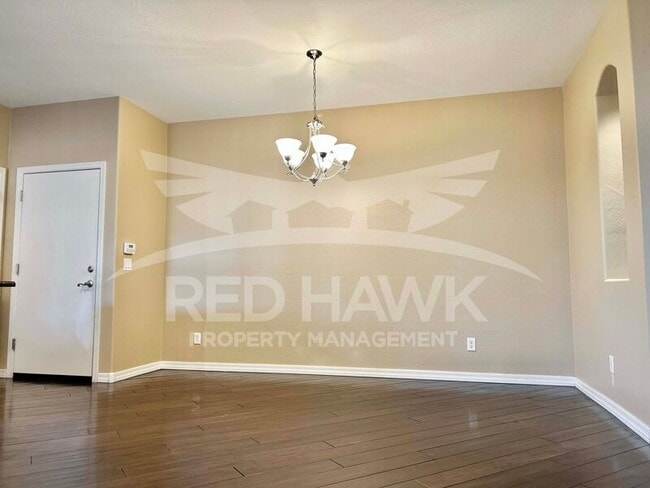 Building Photo - 1090 S Maverick St