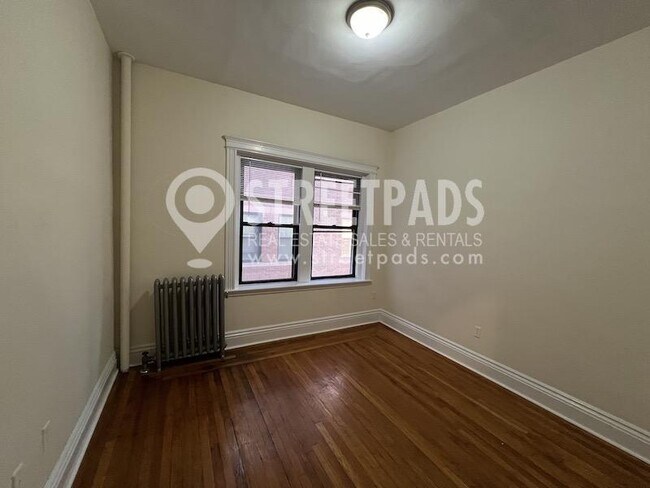 Building Photo - 1 bedroom in Boston MA 02215