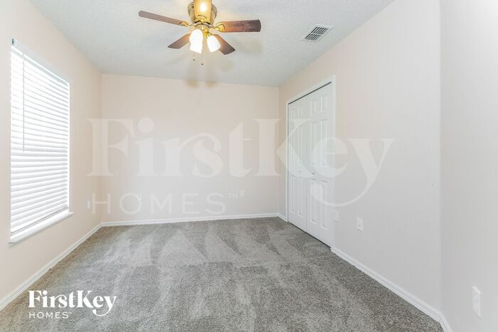 Building Photo - 711 Hamster Way