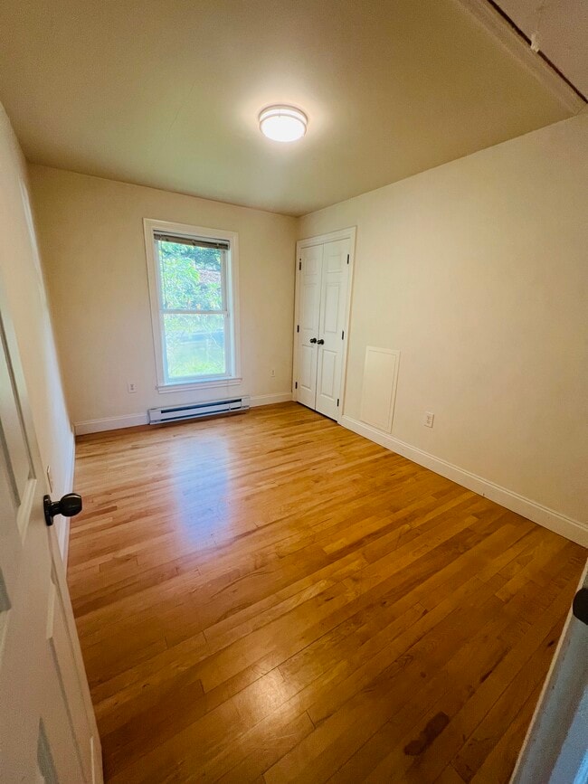 Building Photo - 127 Sun Haven Ln