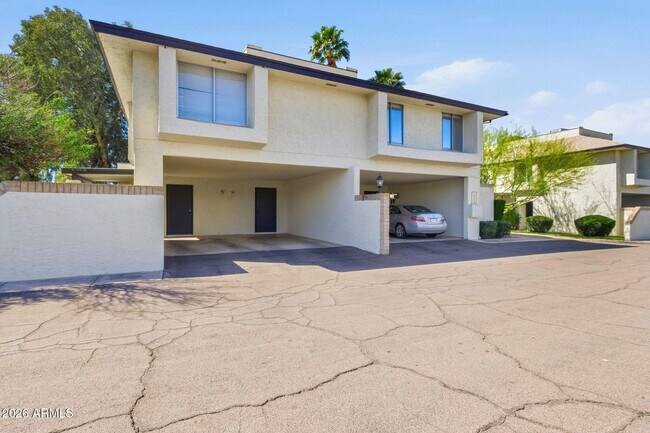 Building Photo - 780 E Eugie Ave