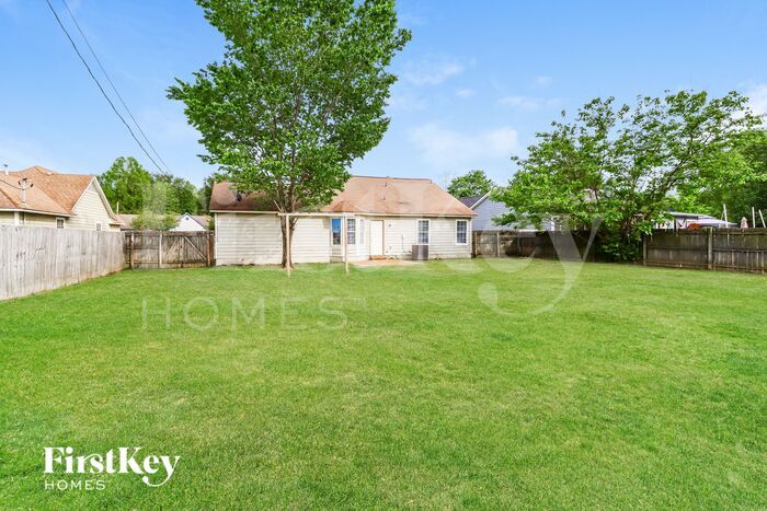 Building Photo - 2507 Bassfield Dr