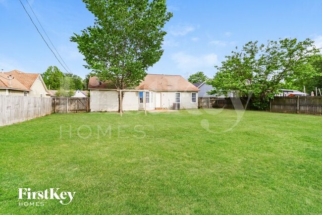 Building Photo - 2507 Bassfield Dr