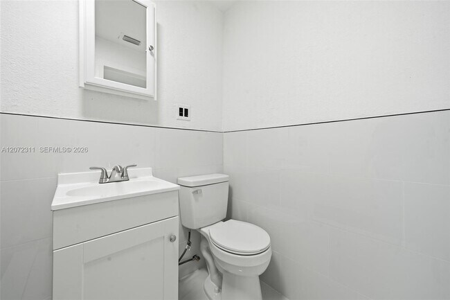 Building Photo - 399 NW 98th St