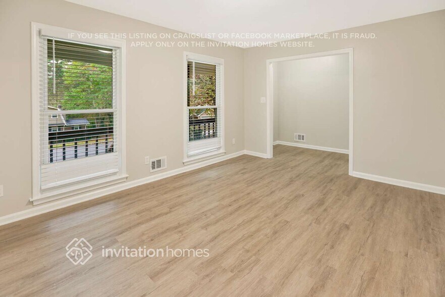 Building Photo - 3570 Greentree Farms Dr