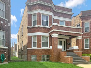 Building Photo - 7930 S Green St