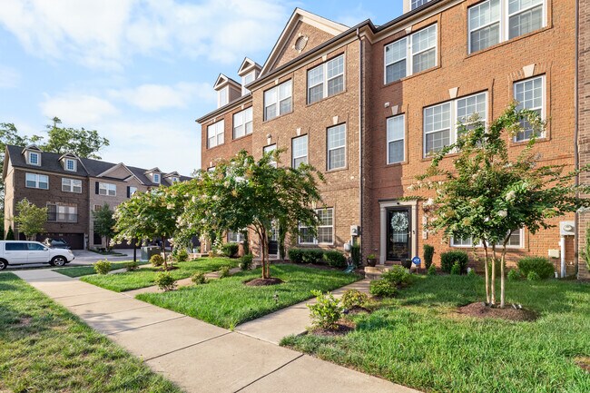 Building Photo - 2962 Chalkstone Pl