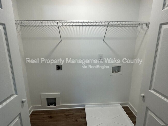 Building Photo - 2325 Quartz Ct