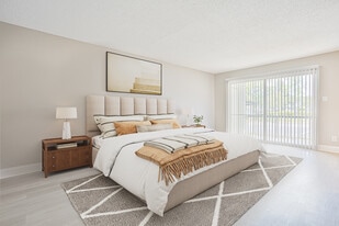 Building Photo - The Lofts on Fountain