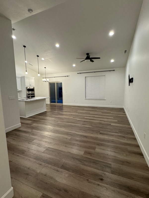 Building Photo - 7719 Coldwater Dr