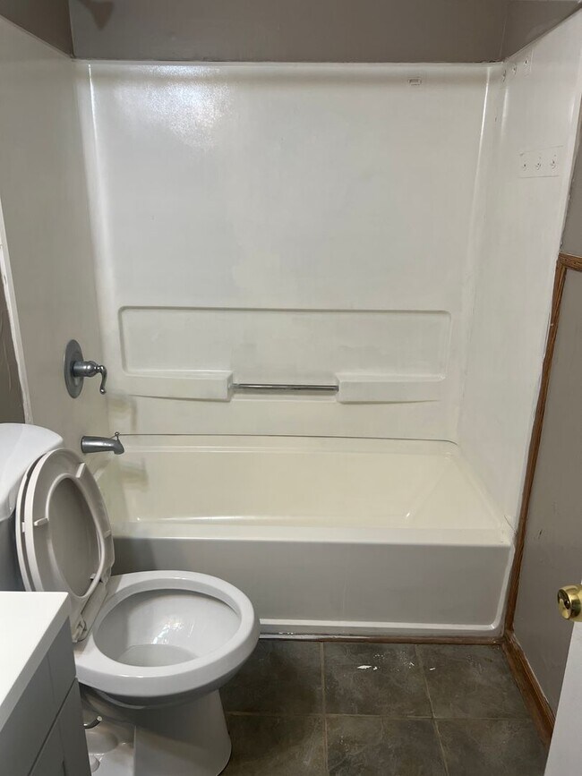 Building Photo - 1505 N Tuxedo St