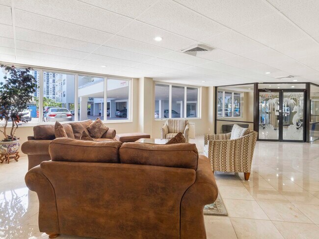 Building Photo - 111 N Pompano Beach Blvd