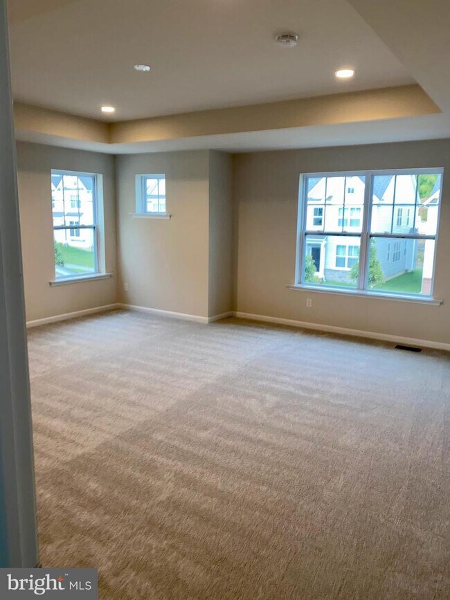 Building Photo - 730 Houston St