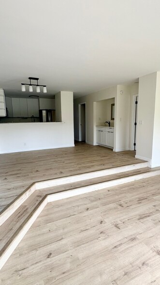 Building Photo - 7007 Hawaii Kai Dr