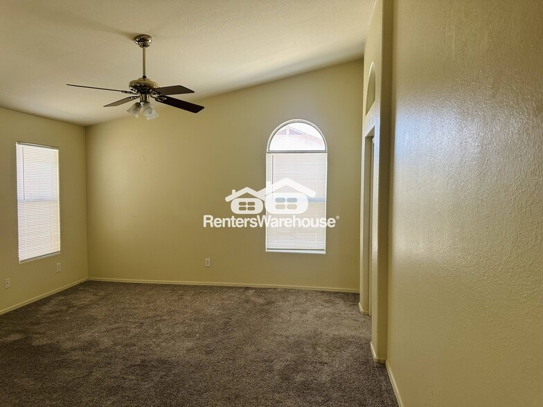 Building Photo - 12572 W Almeria Rd