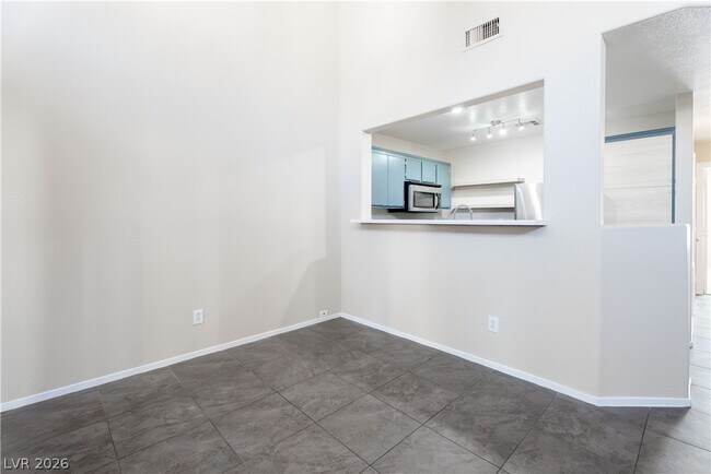 Building Photo - 9668 Belle Regal St