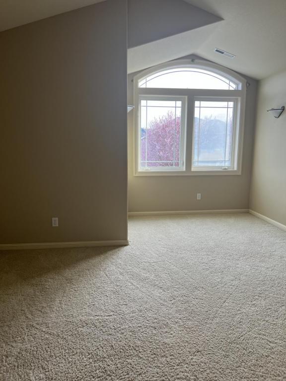 Building Photo - 15715 SE Bybee Dr