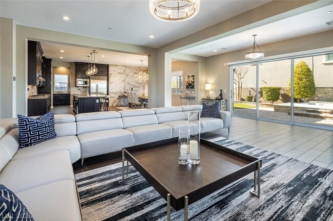 Building Photo - 3372 Dalmore St