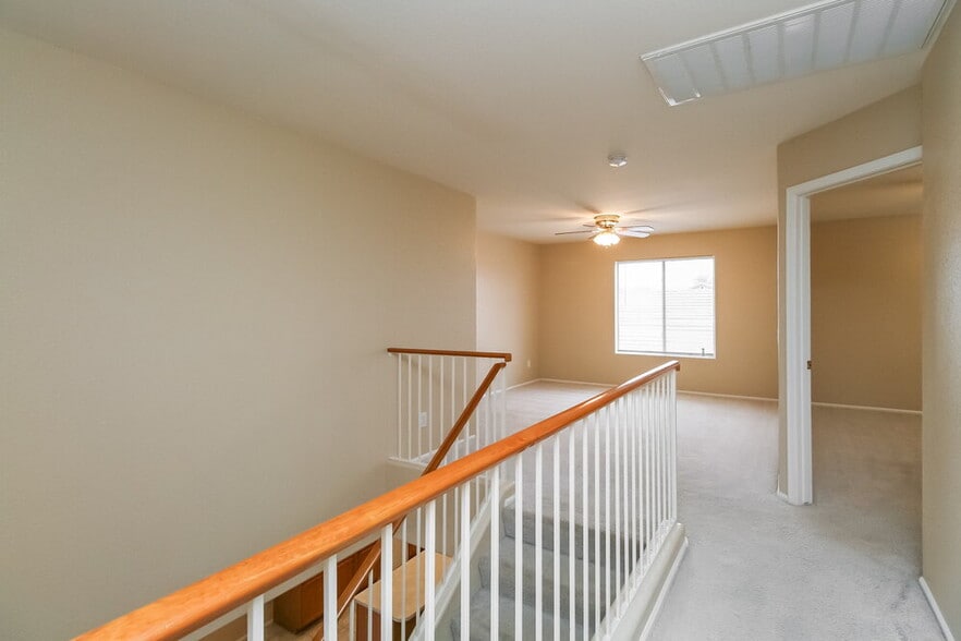 Building Photo - 3961 E Simpson Rd