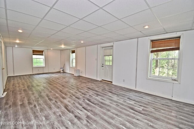 Building Photo - 557 Marco Way