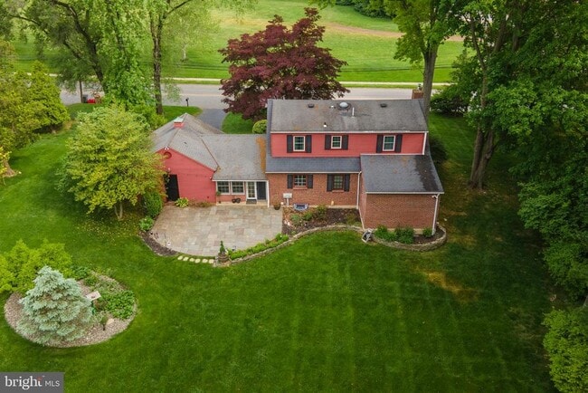 Building Photo - 120 Walker Rd