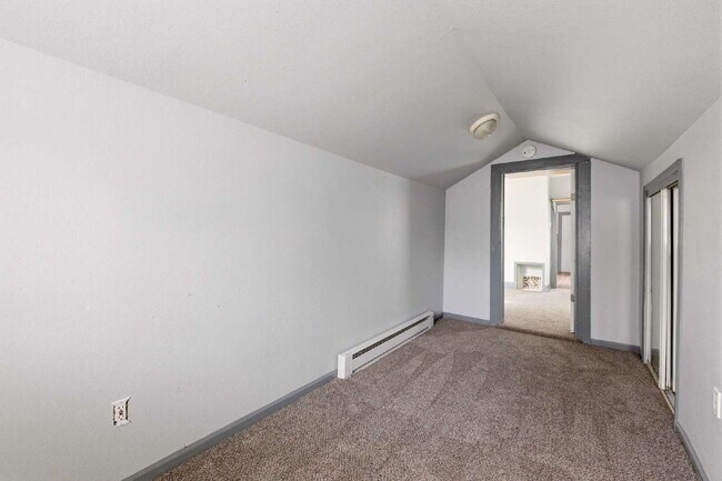 Building Photo - 1 Bed 1 Bath in Delmar Parkway!