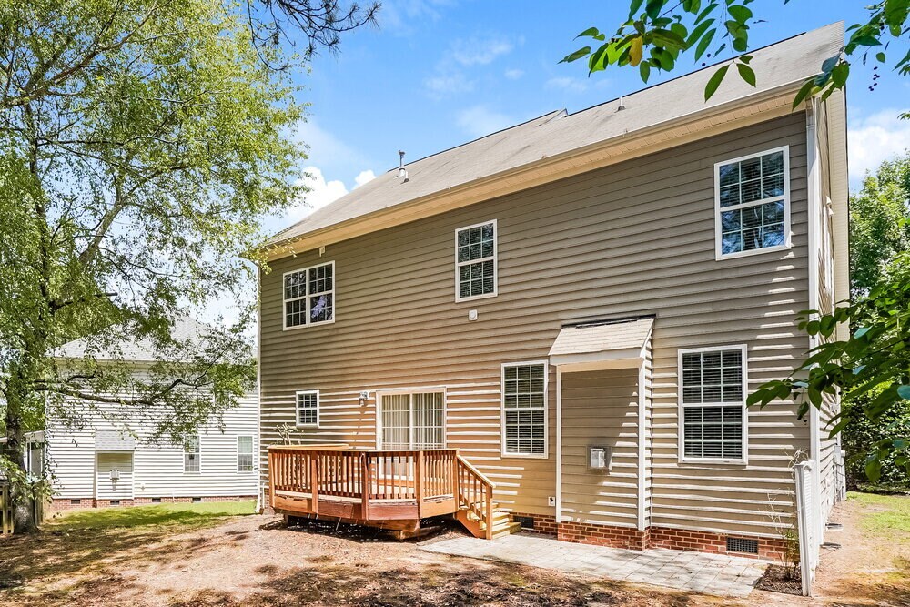 Building Photo - 1320 Trailing Rose Ct