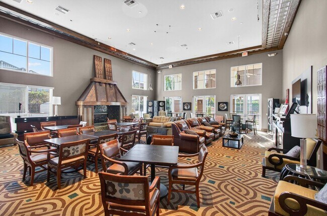 Building Photo - 4 BEDROOMS 3.5 BATHROOMS!! GATED COMMUNITY