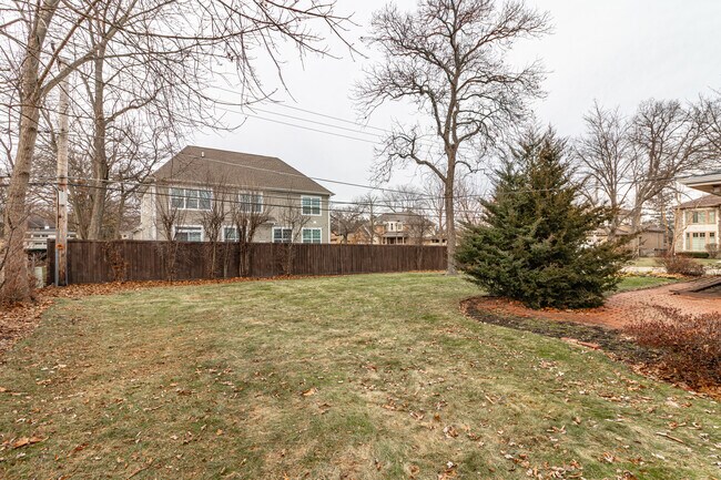 Building Photo - 1240 Warrington Rd