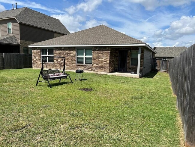 Building Photo - 13528 Fern Grove Ct