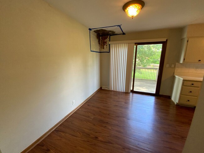 Building Photo - 4209 Defoe Dr