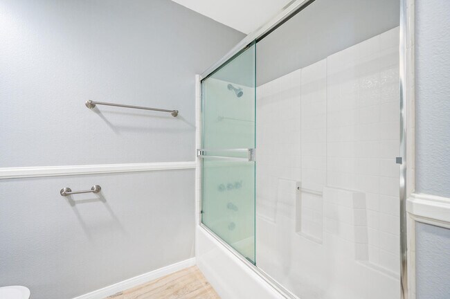 Building Photo - 2726 Dunstan Dr