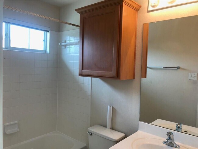 Building Photo - 1481 E Old Settlers Blvd