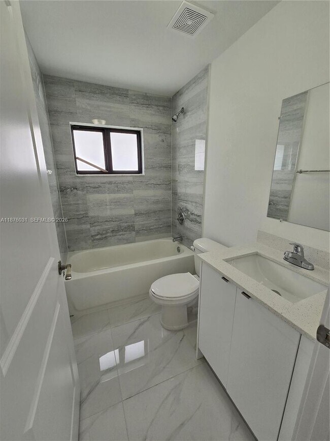 Building Photo - 18700 SW 316th Terrace