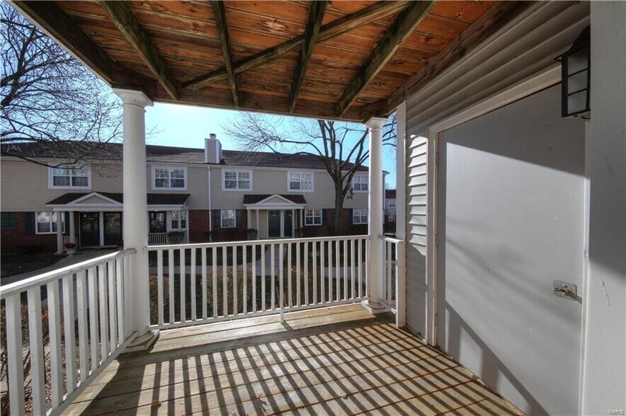 Building Photo - 1431 Thrush Plz