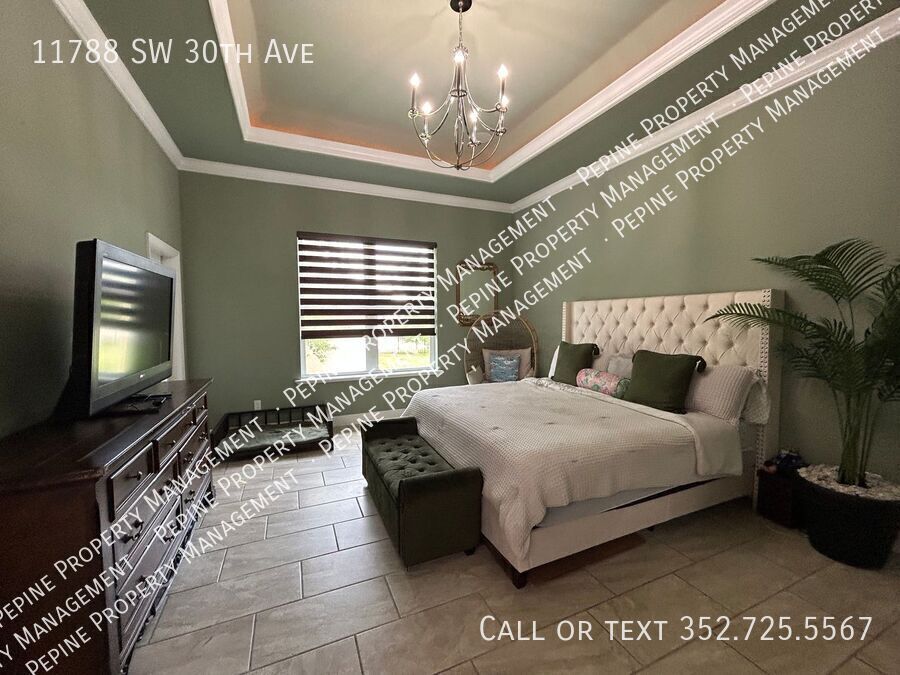 Building Photo - 11788 SW 30th Ave