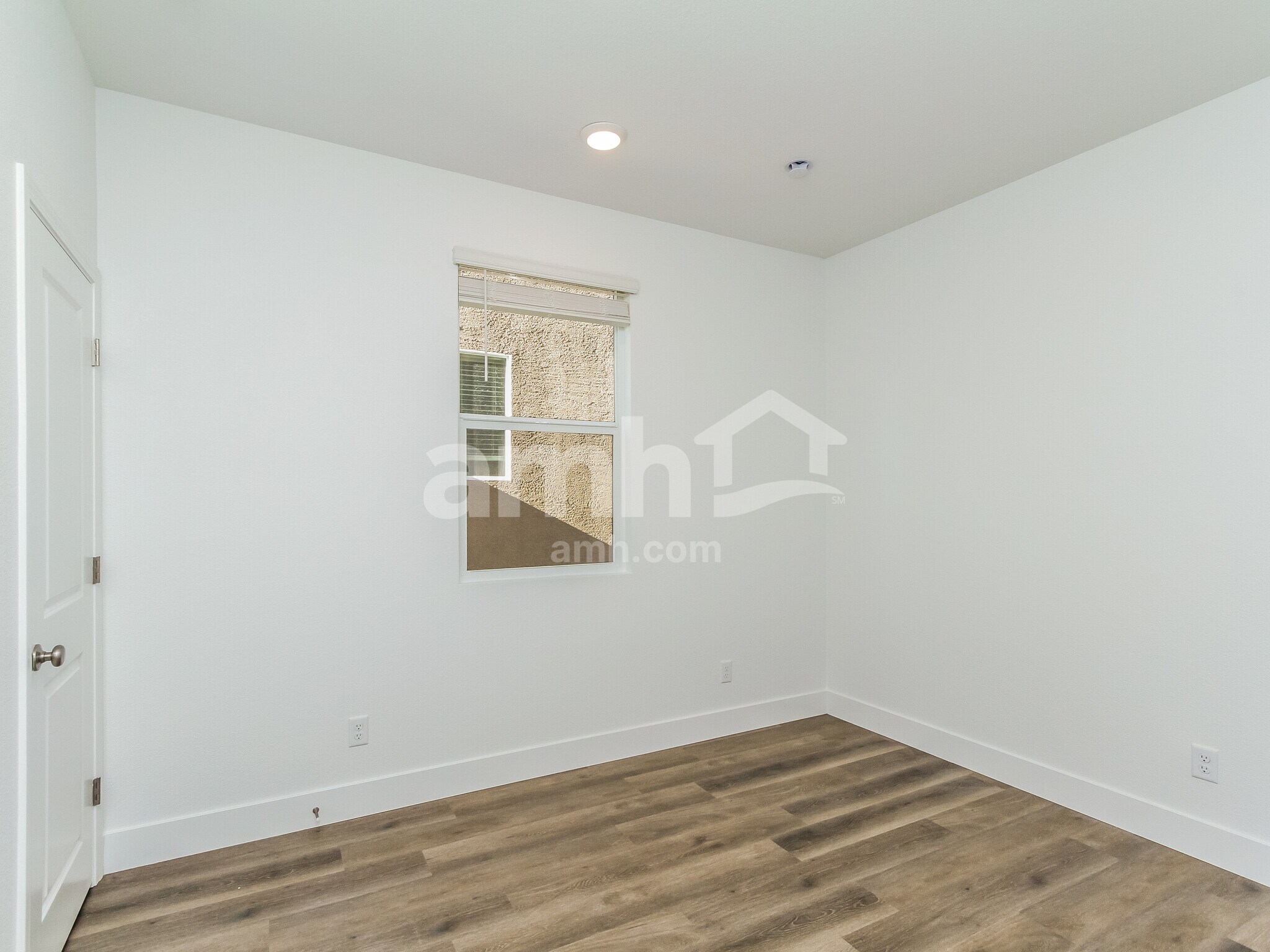 Building Photo - 11174 Magallanes St