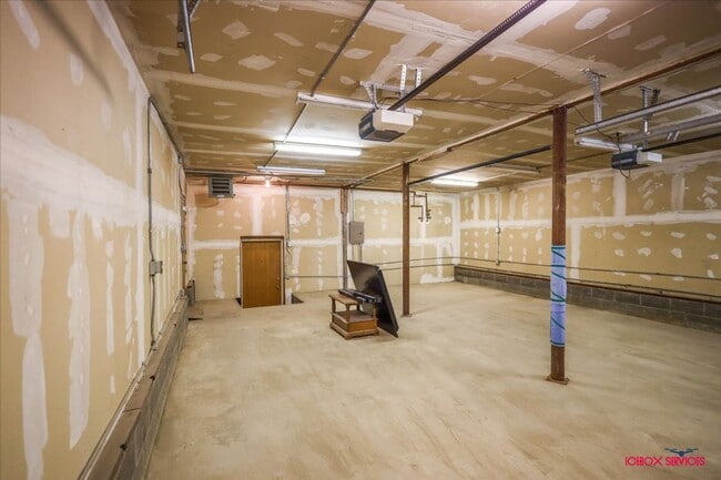 Building Photo - 2BD | 2BA Nestled on a Cul-De-Sac