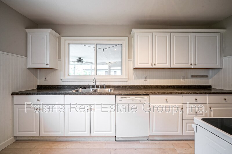 Building Photo - 40 Bailey Ct