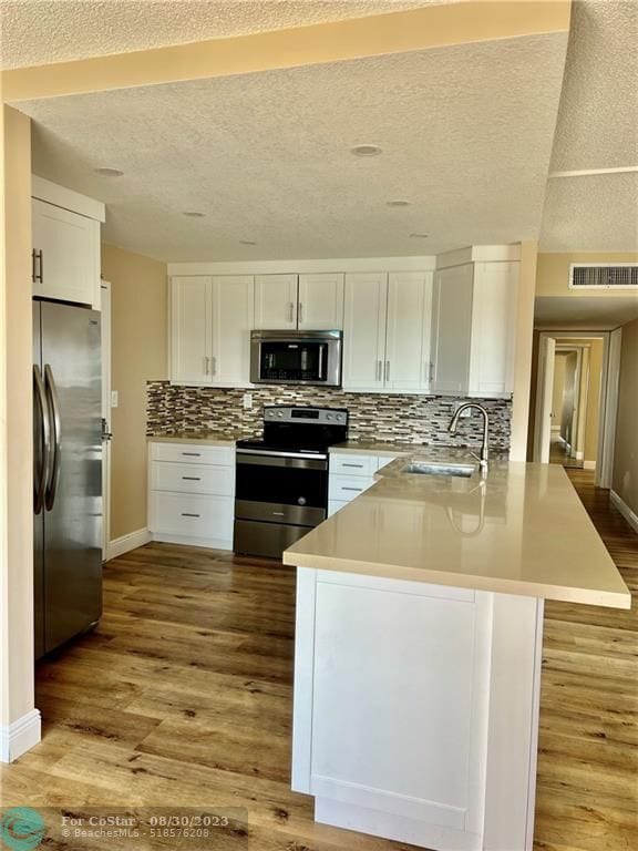 Building Photo - 10777 W Sample Rd