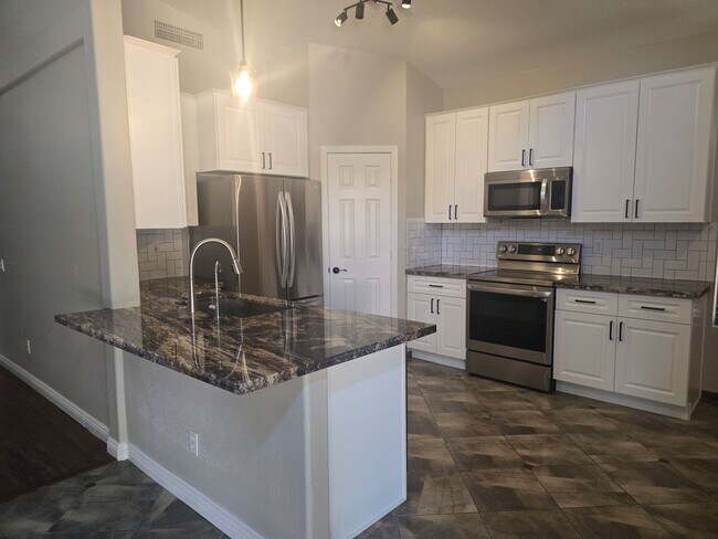 Building Photo - 6214 E Virginia St