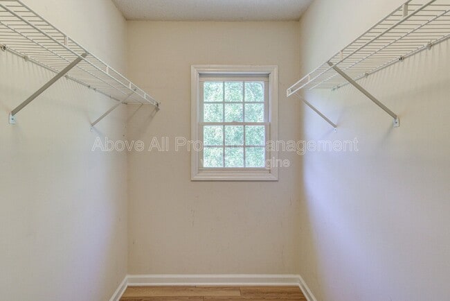 Building Photo - 103 Unaka Ct