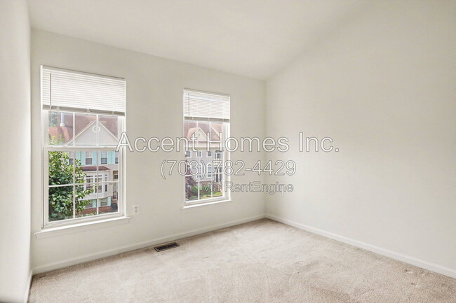 Building Photo - 21217 Millwood Sq