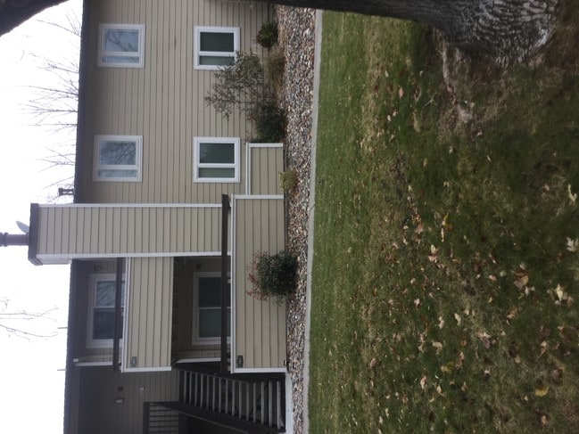 Building Photo - 530 E Patriot Blvd