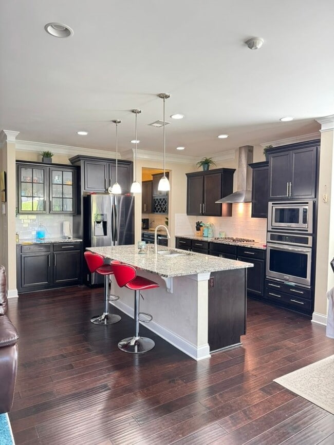 Building Photo - Sought-After Skybrook Community